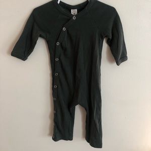 Kate Quinn button-down onesie 6 to 12 months